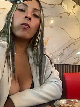 Snapshot of Berta_arevalo_blsd chatting on September 22, 2025, 12:56 am Berta arevalo blsd online show from September 22, 2025, 12:56 am