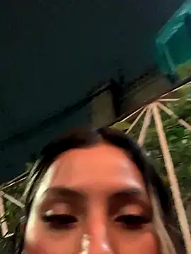 Snapshot of Berta_arevalo_blsd chatting on October 17, 2025, 6:05 am Berta arevalo blsd online show from October 17, 2025, 6:05 am