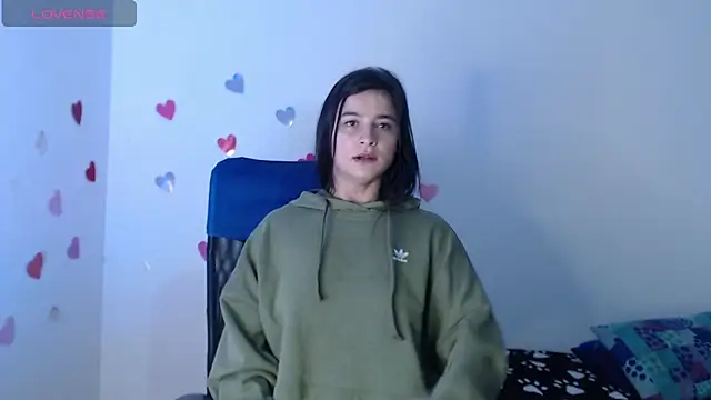 littleemma 77 online show from October 10, 2025, 10:03 am