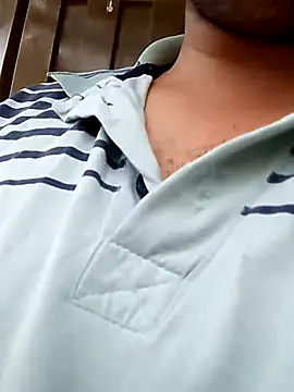 Snapshot of angelitocalientico chatting on October 22, 2025, 2:28 pm angelitocalientico online show from October 22, 2025, 2:28 pm