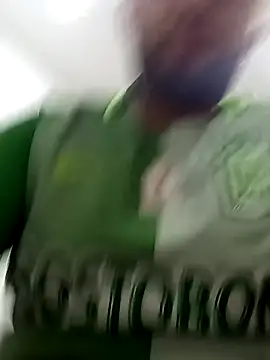 Snapshot of angelitocalientico chatting on October 28, 2025, 1:36 pm angelitocalientico online show from October 28, 2025, 1:36 pm