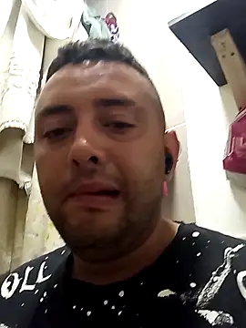 Snapshot of angelitocalientico chatting on November 2, 2025, 10:50 am angelitocalientico online show from November 2, 2025, 10:50 am