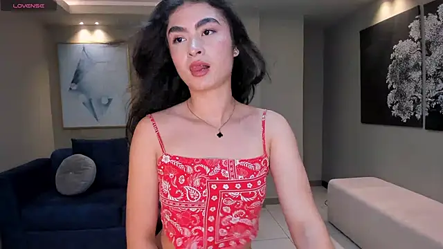 Snapshot of LucyWeiss_ chatting on September 27, 2025, 8:03 pm LucyWeiss  online show from September 27, 2025, 8:03 pm