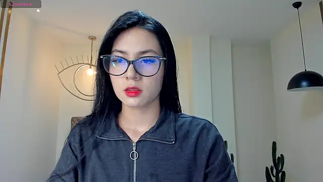 LaurentConnor online show from February 4, 2026, 3:12 am