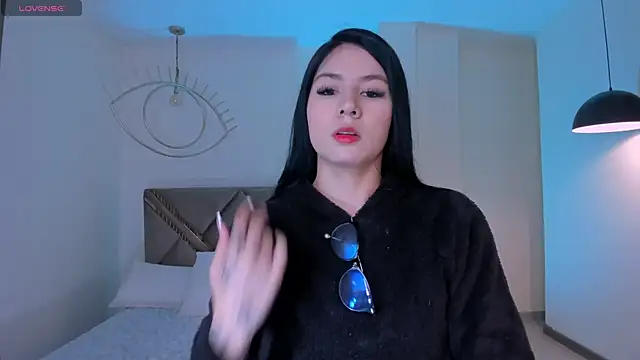 LaurentConnor online show from February 6, 2026, 3:44 am