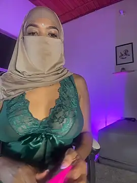 Snapshot of Yuli_arabic chatting on June 29, 2026, 7:14 pm Yuli arabic online show from June 29, 2026, 7:14 pm
