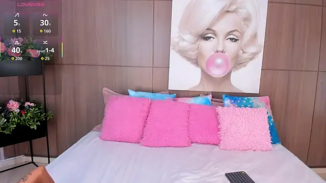 ImaniOkoye online show from November 15, 2025, 10:12 am