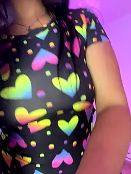 Snapshot of Mariana_Montes chatting on October 18, 2025, 7:58 pm Mariana Montes online show from October 18, 2025, 7:58 pm