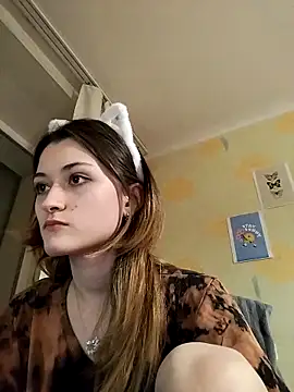 Snapshot of LillySvon chatting on March 25, 2026, 5:19 pm LillySvon online show from March 25, 2026, 5:19 pm