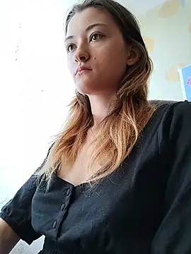 LillySvon online show from May 22, 2026, 5:14 am