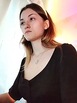 LillySvon online show from May 22, 2026, 5:18 pm