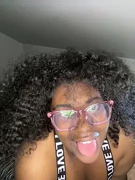 bunbun420247 online show from April 30, 2026, 10:58 pm