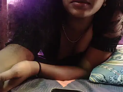 Snapshot of Zellybean_telugu chatting on October 17, 2025, 7:49 pm Zellybean telugu online show from October 17, 2025, 7:49 pm