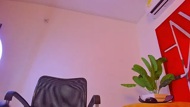 vennusasm1 online show from October 17, 2025, 10:23 pm