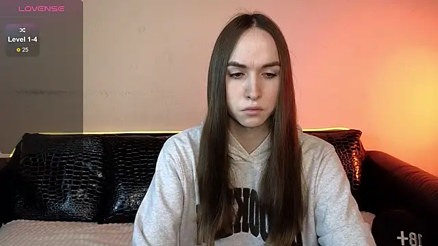 Snapshot of Angeel_Kate chatting on September 26, 2025, 4:49 am Angeel Kate online show from September 26, 2025, 4:49 am