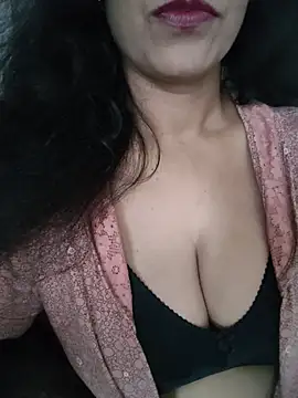 Deepa Sharma143 online show from August 7, 2026, 1:51 am