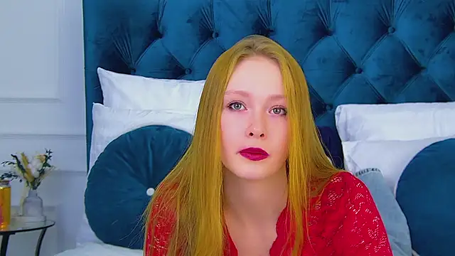 AgataFoxley online show from October 13, 2025, 7:30 am