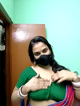 Snapshot of naughty_nataasa chatting on October 15, 2025, 11:10 am naughty nataasa online show from October 15, 2025, 11:10 am