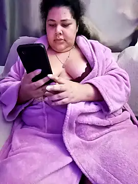 Snapshot of xlatinastar chatting on September 8, 2025, 5:56 pm xlatinastar online show from September 8, 2025, 5:56 pm