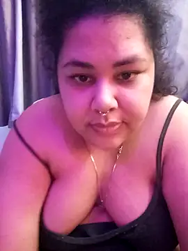 Snapshot of xlatinastar chatting on September 20, 2025, 5:58 pm xlatinastar online show from September 20, 2025, 5:58 pm