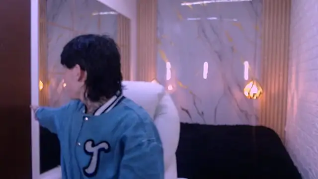 Iantwink18 online show from March 7, 2026, 3:36 am