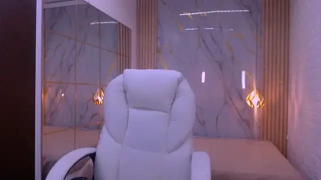 Iantwink18 online show from March 19, 2026, 3:54 am