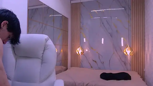 Iantwink18 online show from March 20, 2026, 6:18 am