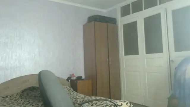 NiraFrost online show from April 26, 2026, 5:32 pm