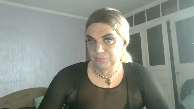 NiraFrost online show from May 9, 2026, 5:29 pm