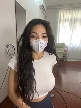 xiongmaobb online show from October 20, 2025, 4:13 am