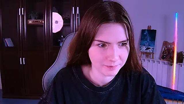 AliceCUNTach online show from November 7, 2025, 5:18 am