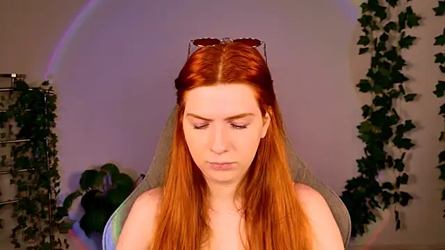 AliceCUNTach online show from May 9, 2026, 5:12 am