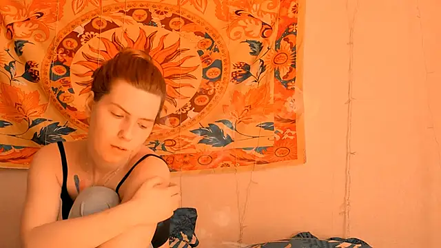 AliceCUNTach online show from May 20, 2026, 5:02 am