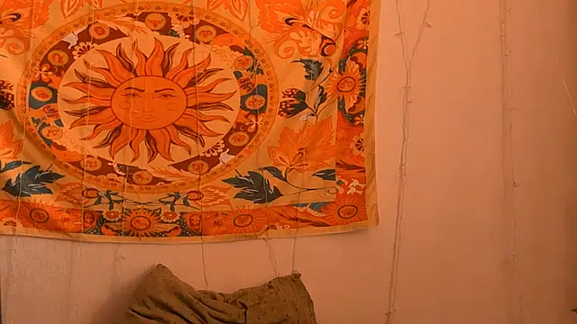 AliceCUNTach online show from June 5, 2026, 6:52 am