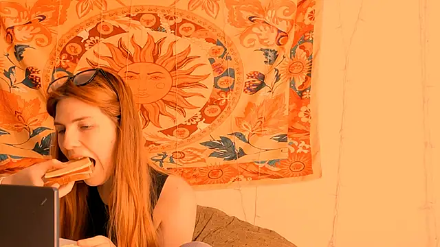 AliceCUNTach online show from June 10, 2026, 5:07 am