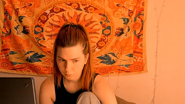 AliceCUNTach online show from June 12, 2026, 5:06 am