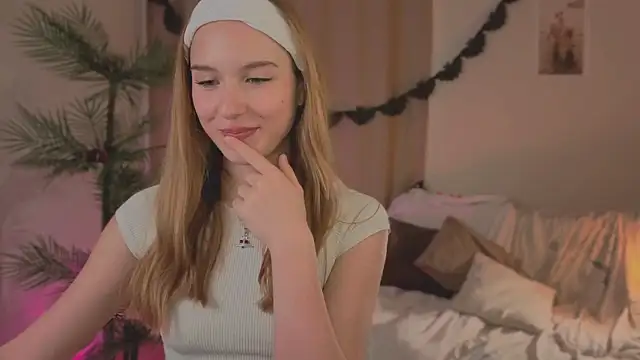 Snapshot of Vegas_V chatting on October 20, 2025, 2:17 pm Vegas V online show from October 20, 2025, 2:17 pm