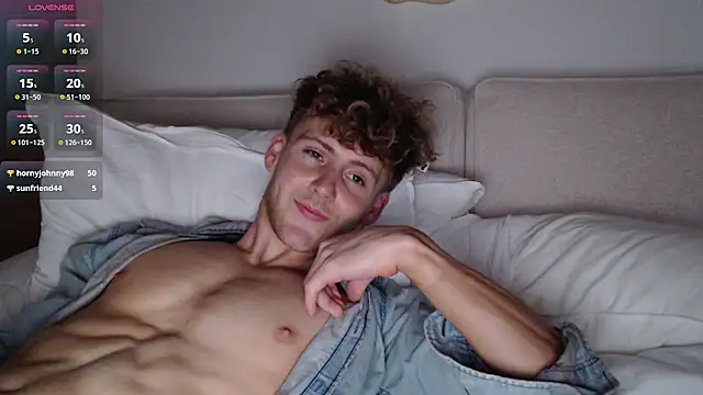 Snapshot of DominantAlex18 chatting on February 27, 2026, 3:12 pm DominantAlex18 online show from February 27, 2026, 3:12 pm