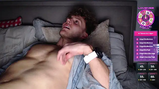 Snapshot of DominantAlex18 chatting on March 2, 2026, 4:03 pm DominantAlex18 online show from March 2, 2026, 4:03 pm