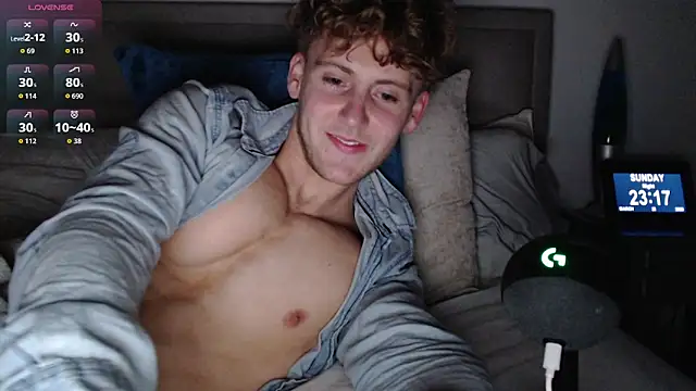 Snapshot of DominantAlex18 chatting on March 22, 2026, 11:19 pm DominantAlex18 online show from March 22, 2026, 11:19 pm