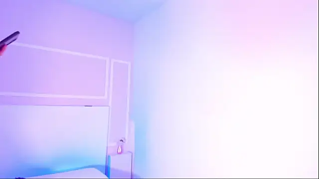 Snapshot of TianaGlow26 chatting on October 6, 2025, 3:26 am TianaGlow26 online show from October 6, 2025, 3:26 am