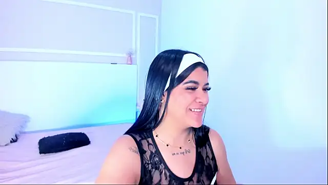 Snapshot of TianaGlow26 chatting on October 16, 2025, 7:15 pm TianaGlow26 online show from October 16, 2025, 7:15 pm