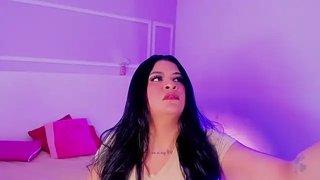 TianaGlow26 online show from February 13, 2026, 6:48 pm