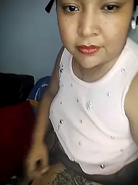 Angelly ricura online show from December 17, 2025, 3:34 am