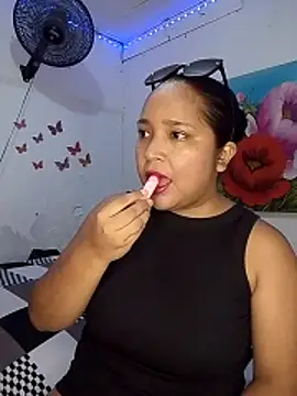 Snapshot of Angelly_ricura chatting on March 26, 2026, 6:02 pm Angelly ricura online show from March 26, 2026, 6:02 pm