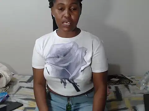 Snapshot of NaughtyHornyBitch_ chatting on September 25, 2025, 12:36 am NaughtyHornyBitch  online show from September 25, 2025, 12:36 am