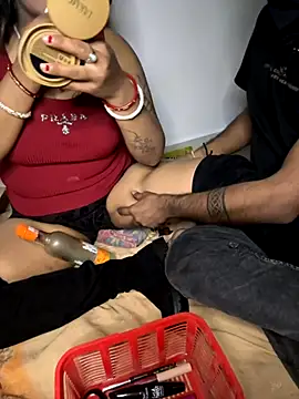 nishababybaby online show from November 18, 2025, 4:33 pm