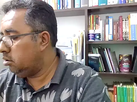 Snapshot of HomHot47 chatting on September 28, 2025, 9:42 pm HomHot47 online show from September 28, 2025, 9:42 pm