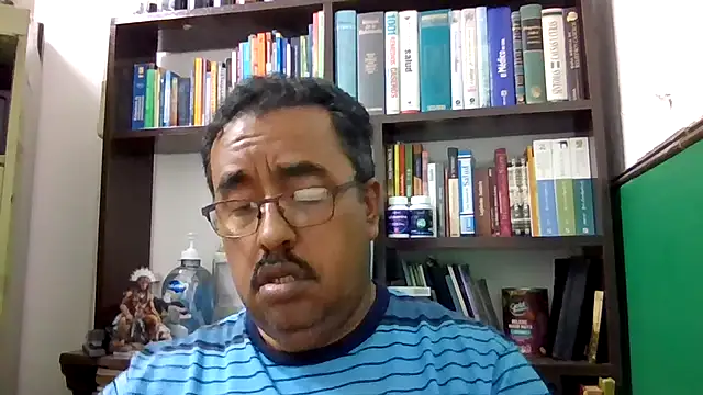 Snapshot of HomHot47 chatting on October 18, 2025, 2:14 am HomHot47 online show from October 18, 2025, 2:14 am