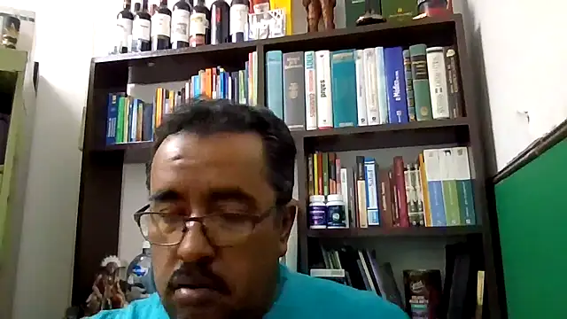 Snapshot of HomHot47 chatting on October 19, 2025, 9:26 pm HomHot47 online show from October 19, 2025, 9:26 pm